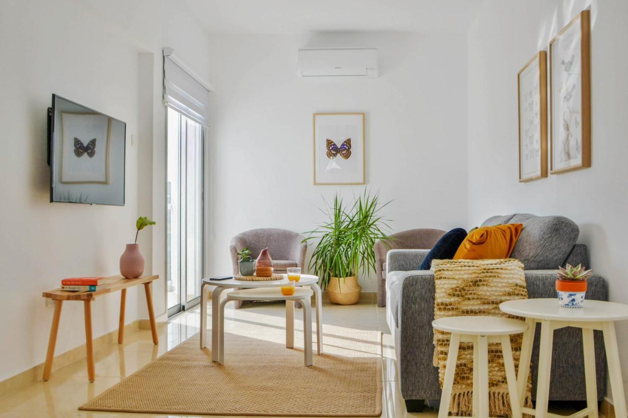 Phaedrus Living: Seaside Luxury Flat Lighthouse 67 Apartment Paphos ภายนอก รูปภาพ